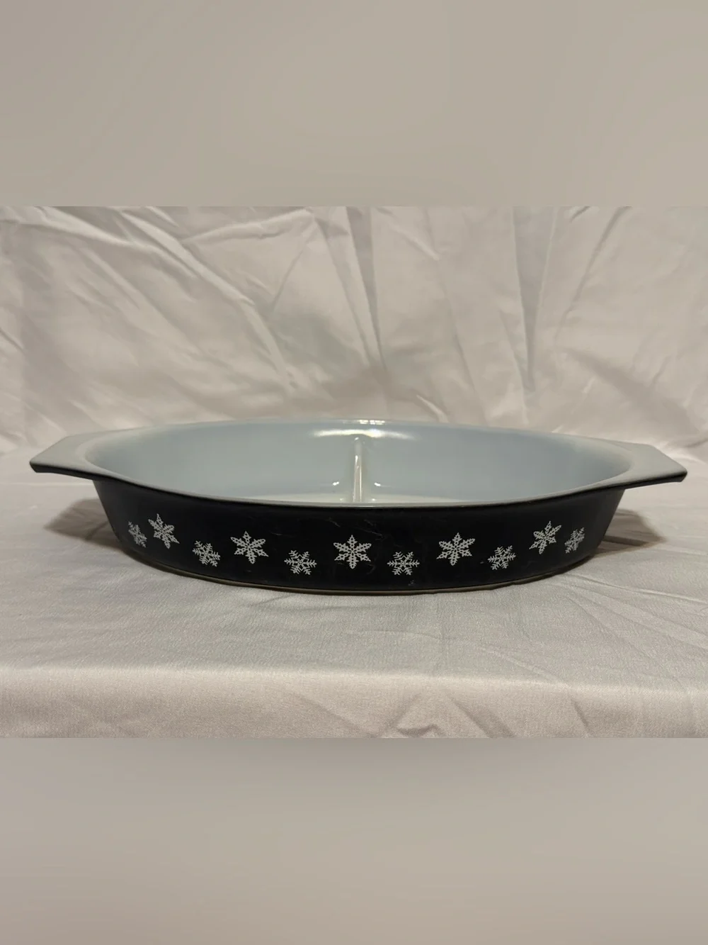 Pyrex Black Snowflake Divided Casserole